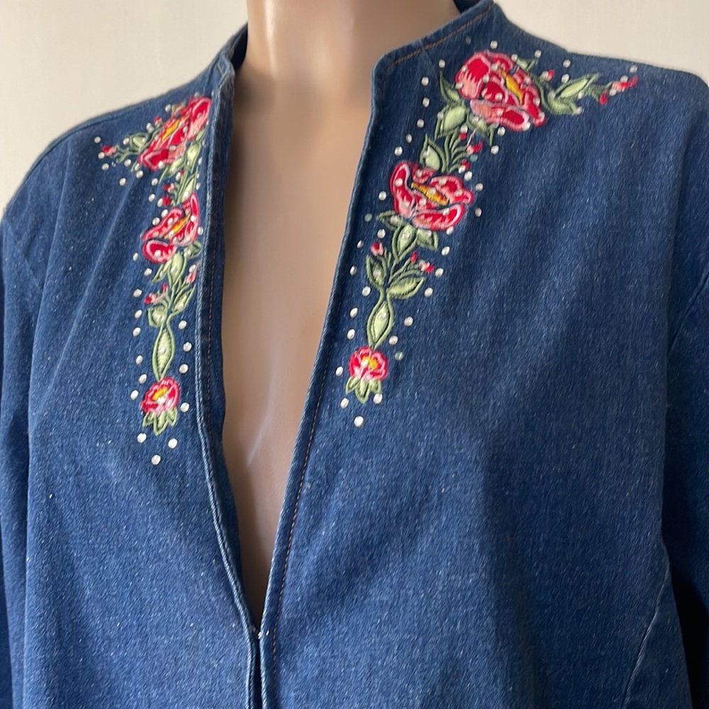 SUZANNE SOMERS  Embroidered  & bling cristals Denim,  JACKET  womens sz 1X.